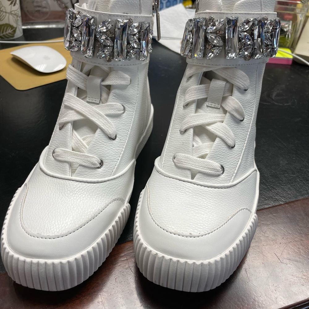 Brand new Karl Lagerfeld sneakers